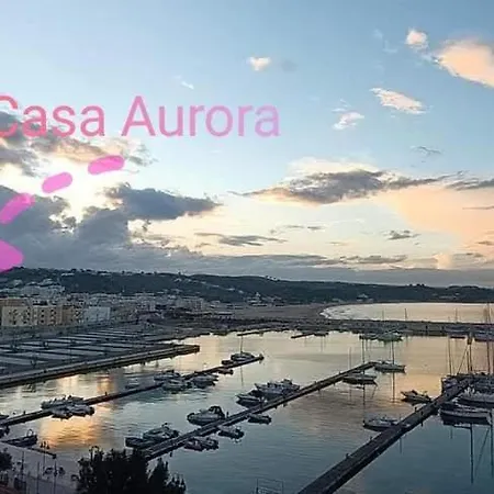 Casa Aurora, Il Mare E Il Centro A Portata Di Mano Apartment *